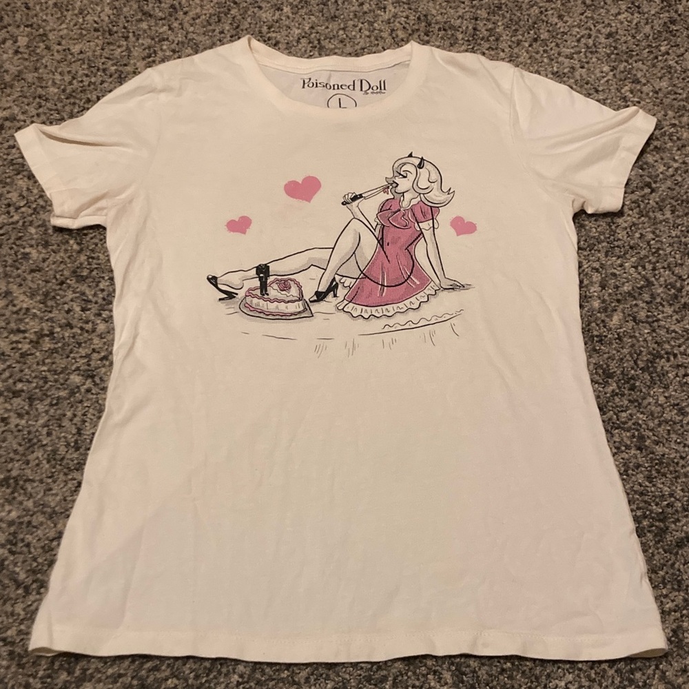 T-Shirt with Pink Graphic
